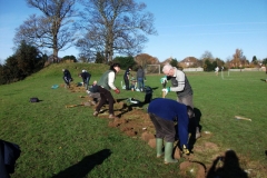 kennington-community-forum-hedge-planting-at-the-ridge-004